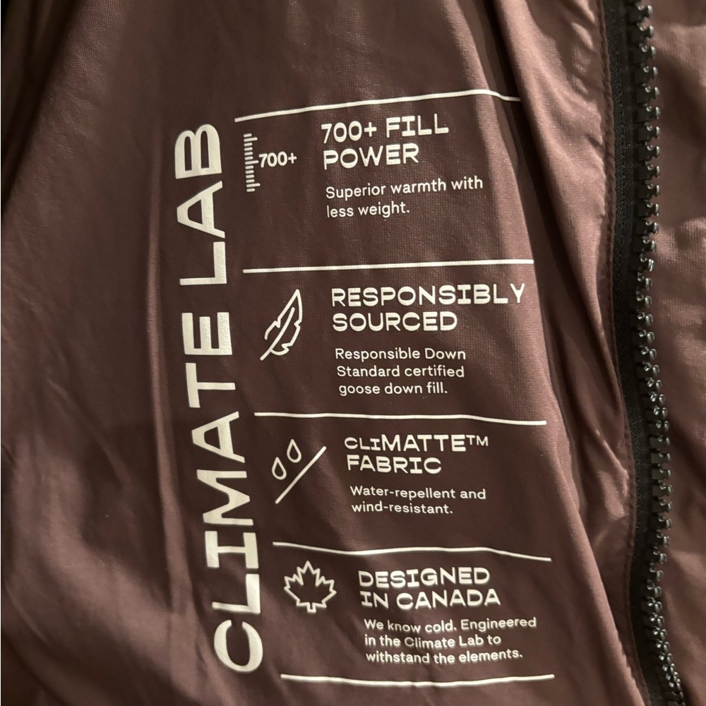 Aritzia Superpuff Unused - Picture 6 of 6